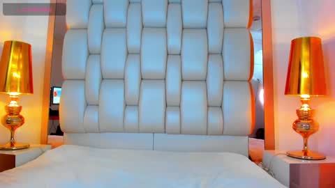 E L L I O T    V E L E Z online show from February 2025 11:34:02 PM