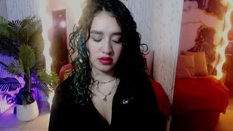 ellis_tay online show from April 2026 11:59:01 AM