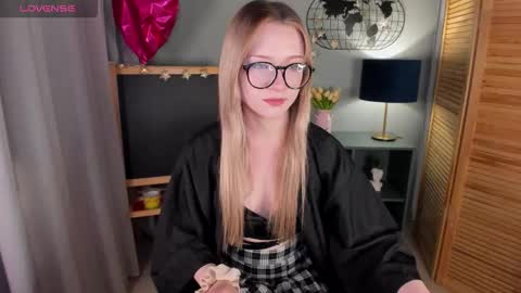 elliup online show from October 2025 08:25:01 AM