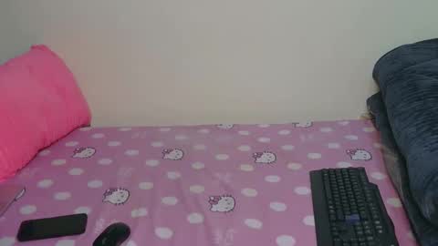 elllanna online show from November 2025 03:00:02 PM