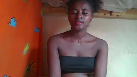 Ellodi online show from May 2026 12:07:02 AM