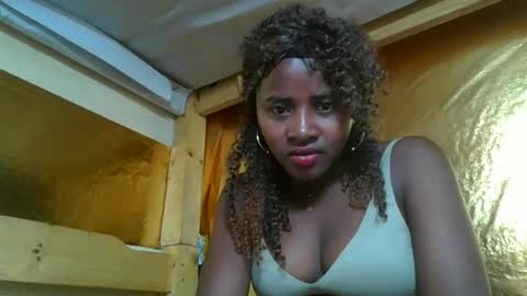 Snapshot of ellodi chatting on June 2026 10:34:02 PM Ellodi online show from June 2026 10:34:02 PM
