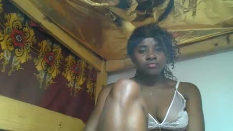 Snapshot of ellodi chatting on July 2026 05:56:02 AM Ellodi online show from July 2026 05:56:02 AM