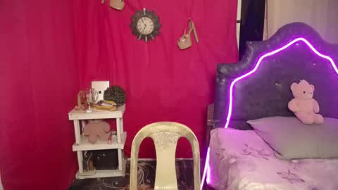 ELLORREY online show from February 2026 11:36:02 PM