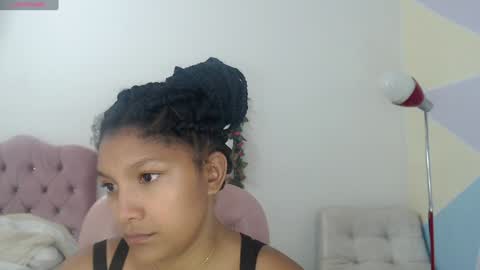 Elly online show from January 2025 08:57:01 PM