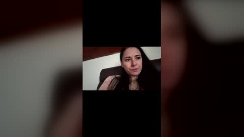 ellyadavis online show from November 2025 07:33:02 AM