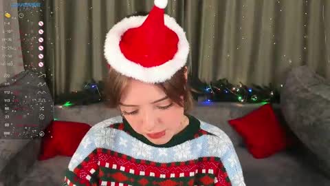 Snapshot of ellyford chatting on December 2024 01:45:01 PM Elly online show from December 2024 01:45:01 PM