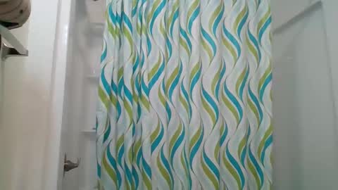 elmario24 online show from February 2026 11:10:01 AM