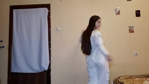 Kate online show from April 2026 02:35:01 PM