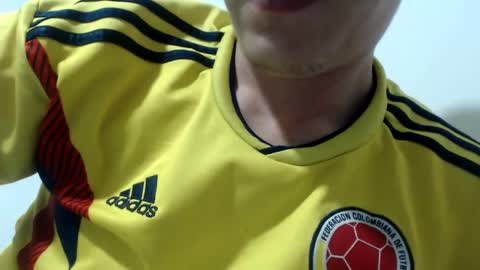 elmono33 online show from October 2025 06:41:02 AM