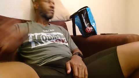 My name is Elmore. Please say hello I like to chat with you. If you have requests or dirty talk please use tip online show from February 2025 03:33:01 AM