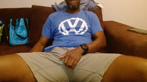 My name is Elmore. Please say hello I like to chat with you. If you have requests or dirty talk please use tip online show from February 2025 03:04:01 AM