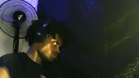 Snapshot of elniga21 chatting on January 2025 11:50:02 PM EL NIIGGGAA  21                                                                  EL NIGGA  21 online show from January 2025 11:50:02 PM