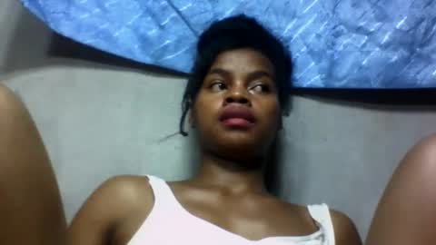 Snapshot of elodie228680 chatting on May 2026 05:51:01 PM elodie228680 online show from May 2026 05:51:01 PM