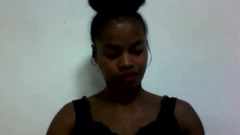 Snapshot of elodie228680 chatting on June 2026 03:30:02 AM elodie228680 online show from June 2026 03:30:02 AM