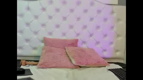 Snapshot of eloisa_morgan chatting on February 2026 06:26:01 AM Eloisa online show from February 2026 06:26:01 AM