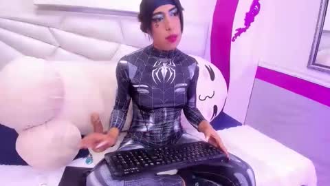 Eloisa  online show from March 2026 04:08:01 AM