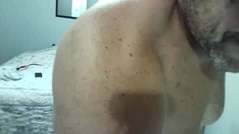 Elpouro online show from November 2025 06:19:02 AM