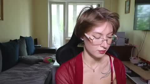 elsaangel online show from May 2026 08:18:01 AM