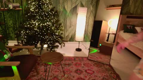 Elsie online show from December 2024 02:12:01 AM