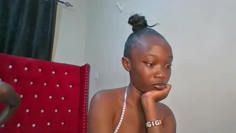 elsiejoy online show from November 2025 07:31:01 AM