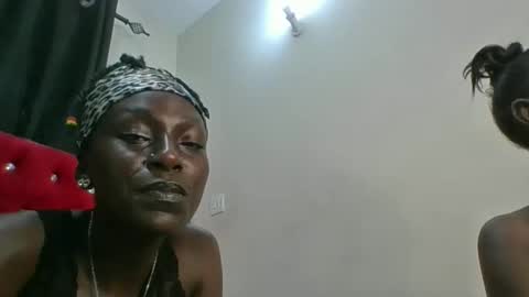 elsiejoy online show from November 2025 07:37:01 PM