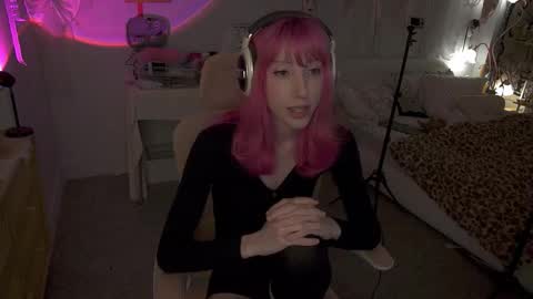 Snapshot of elslove chatting on May 2026 01:32:02 AM ELS online show from May 2026 01:32:02 AM