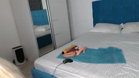 elssa_rush online show from March 2025 05:17:02 PM