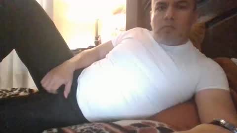 Snapshot of elvecinoequipadote chatting on March 2026 03:19:02 PM Peter spidy online show from March 2026 03:19:02 PM