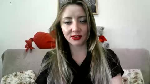 ElvinaSweet online show from September 2025 05:34:02 AM