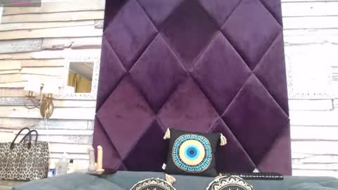 Snapshot of elvirazoi chatting on July 2026 06:27:02 AM elvirazoi online show from July 2026 06:27:02 AM