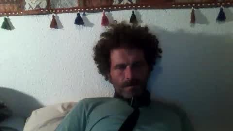 Snapshot of elyjahoye chatting on September 2025 10:31:01 PM elyjahoye online show from September 2025 10:31:01 PM