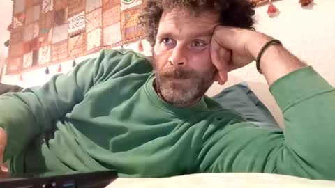 Snapshot of elyjahoye chatting on November 2025 08:36:02 PM elyjahoye online show from November 2025 08:36:02 PM