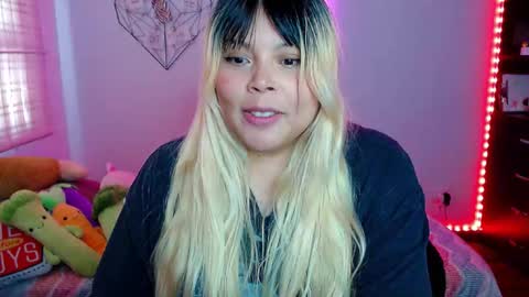 Ely online show from November 2025 08:41:01 PM