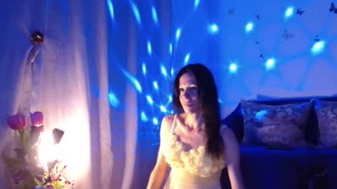 Snapshot of elysasun chatting on September 2025 06:31:01 PM Elisa online show from September 2025 06:31:01 PM