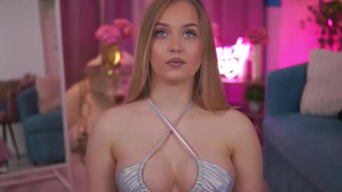 Elyssa online show from February 2026 07:21:02 PM