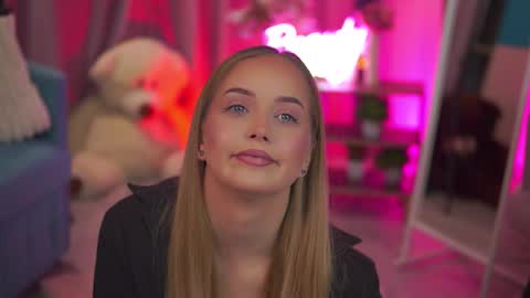 Elyssa online show from February 2026 07:55:02 PM