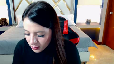 Estefany Martinez Acua INSTAGRAM ema 04oficial online show from October 2025 12:40:02 AM