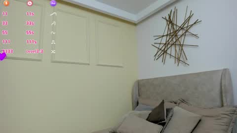 Emma  online show from April 2026 02:00:02 AM