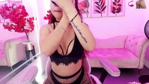 Ema louisx  online show from March 2026 12:23:02 PM