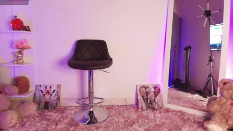 Snapshot of ema_parkerr chatting on February 2026 08:51:01 PM ema_parkerr online show from February 2026 08:51:01 PM