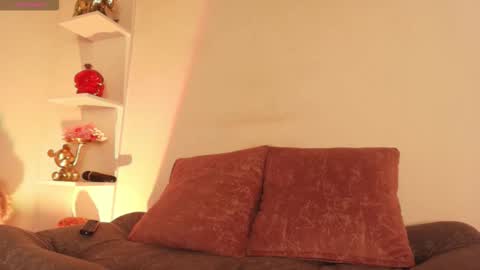 ema_parkerr online show from March 2026 02:04:02 AM