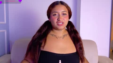 Snapshot of emagreen_ chatting on December 2025 08:04:02 PM Emma online show from December 2025 08:04:02 PM