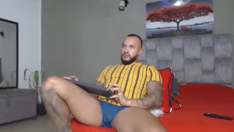 emanuelspencer online show from December 2025 05:47:01 AM