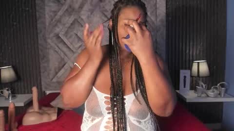 Snapshot of emarhodes chatting on February 2026 08:23:02 PM EMA online show from February 2026 08:23:02 PM