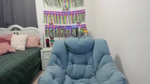 Snapshot of emberpheonixxx chatting on March 2025 03:29:01 AM Ember Pheonixxx online show from March 2025 03:29:01 AM