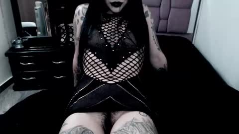 Emerald Black online show from September 2025 06:04:02 AM