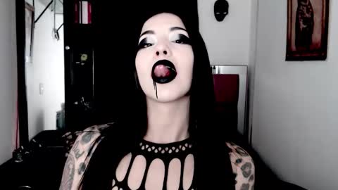 Emerald Black online show from December 2025 06:41:02 AM