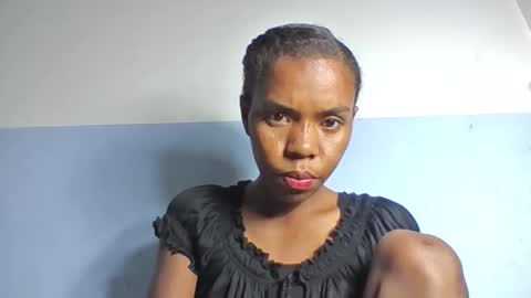 emelie473837 online show from April 2026 03:40:02 AM