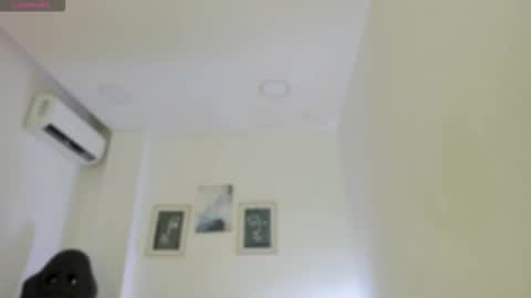 Snapshot of emelie_89 chatting on October 2025 12:12:02 PM emelie_89 online show from October 2025 12:12:02 PM